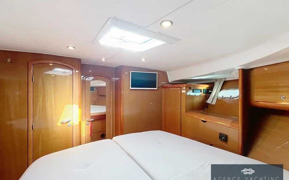 slider 8 Beneteau Antares 13.80