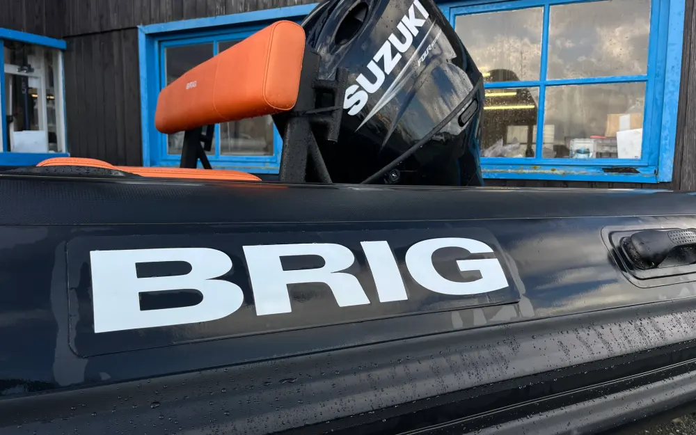 slider 4 Brig Navigator 22