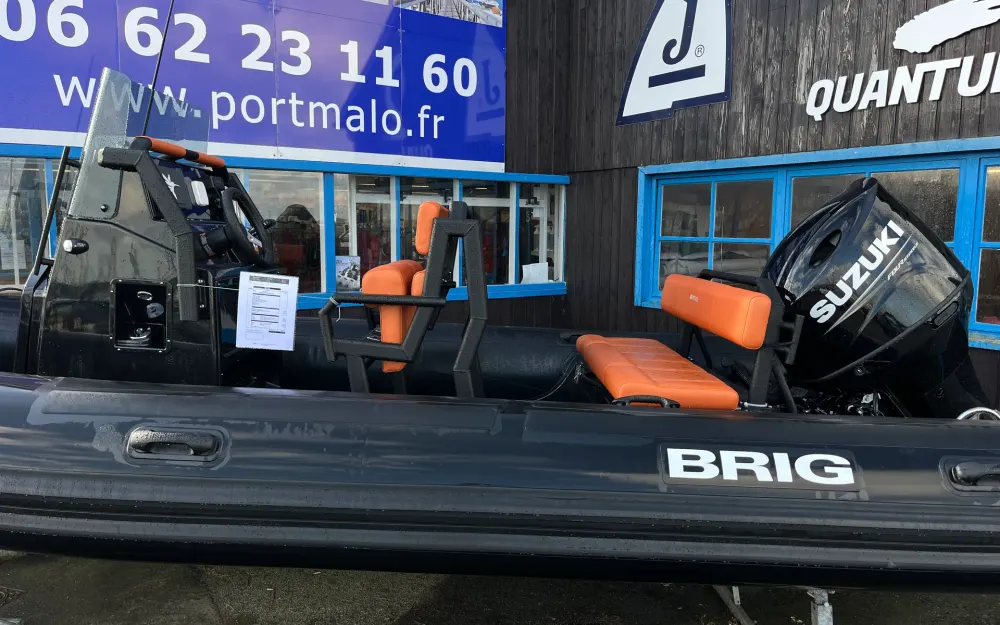 slider 6 Brig Navigator 22