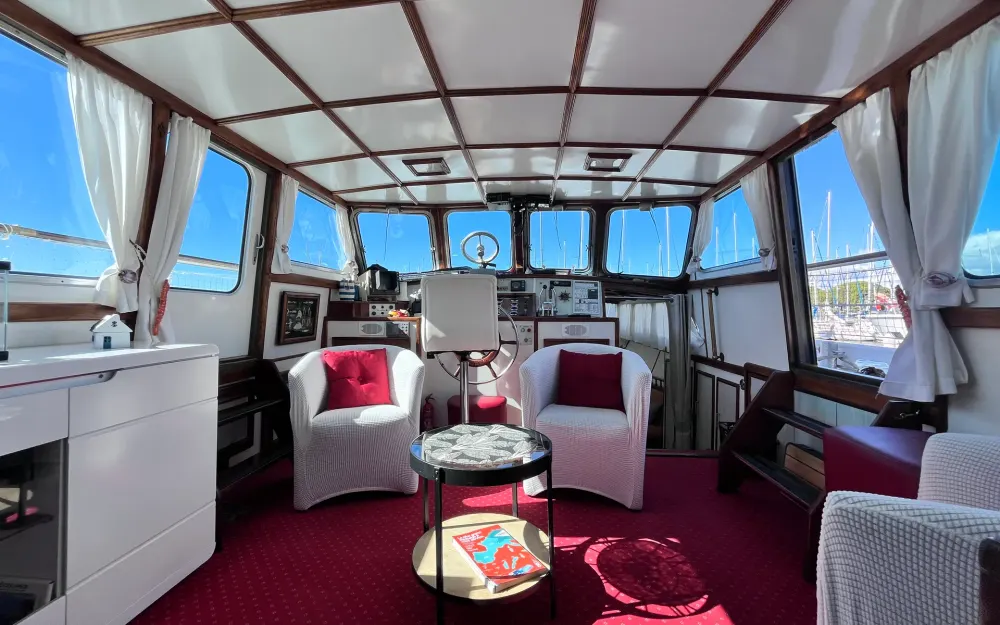 slider 20 Trawler  15 m