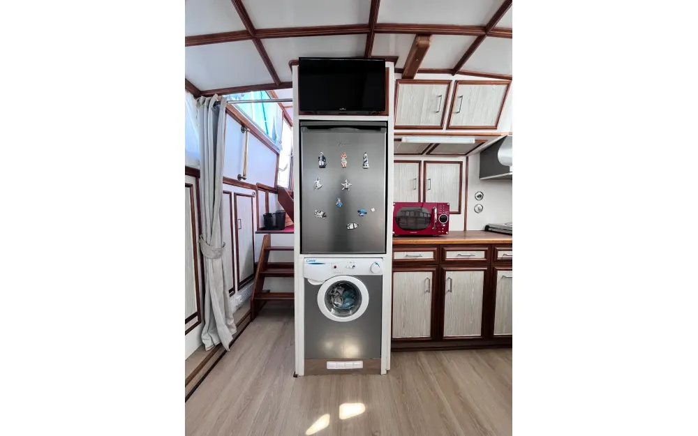 slider 32 Trawler  15 m