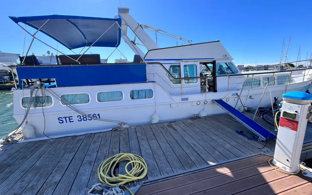 slider 0 Trawler  15 m