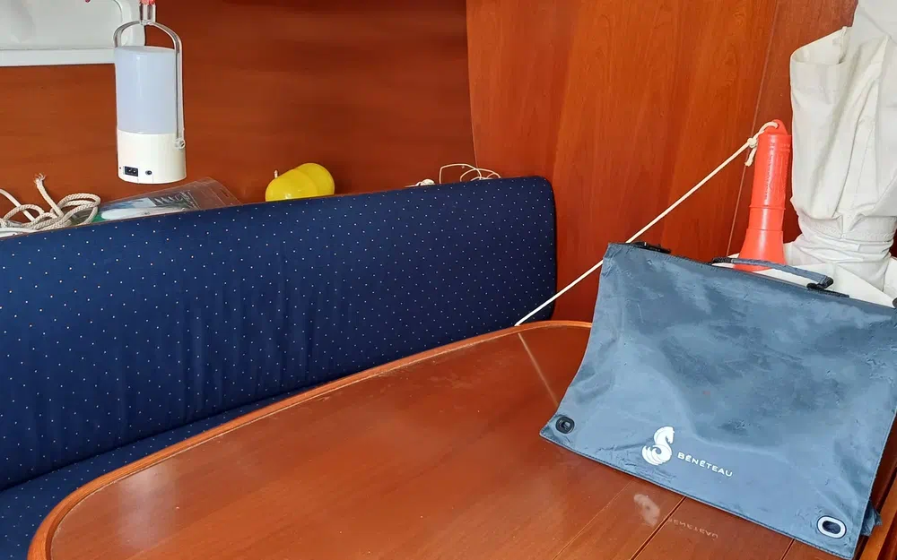 slider 3 Beneteau Oceanis 311 Clipper