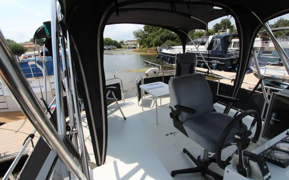 slider 6 Contessa 40E