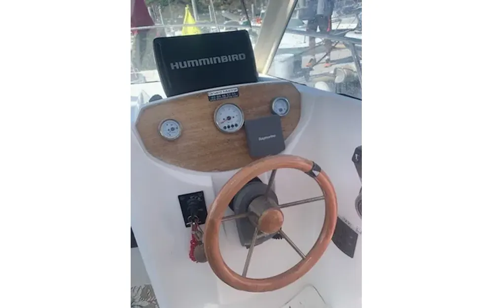 slider 3 Beneteau Antares 650 HB