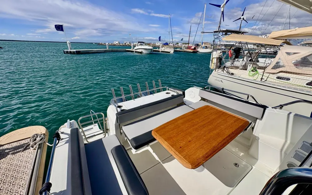 slider 8 Jeanneau Merry Fisher 895 Sport Offshore