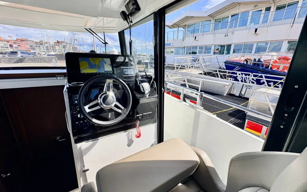 slider 18 Jeanneau Merry Fisher 895 Sport Offshore