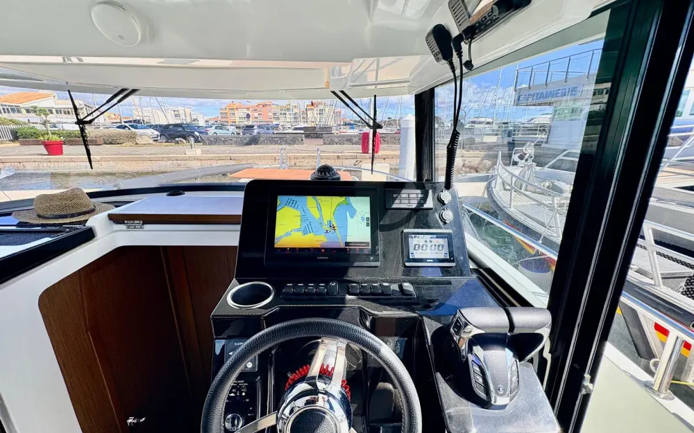 slider 19 Jeanneau Merry Fisher 895 Sport Offshore