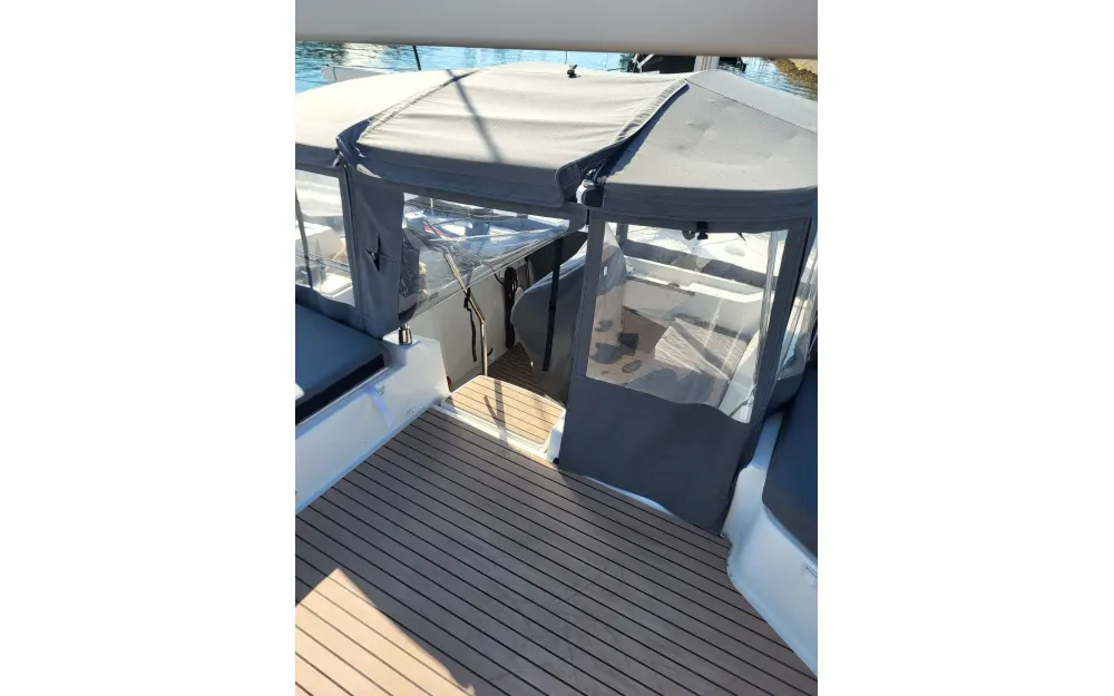 slider 17 Fountaine Pajot Elba 45