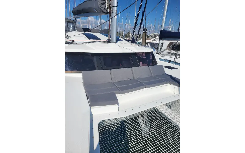 slider 20 Fountaine Pajot Elba 45