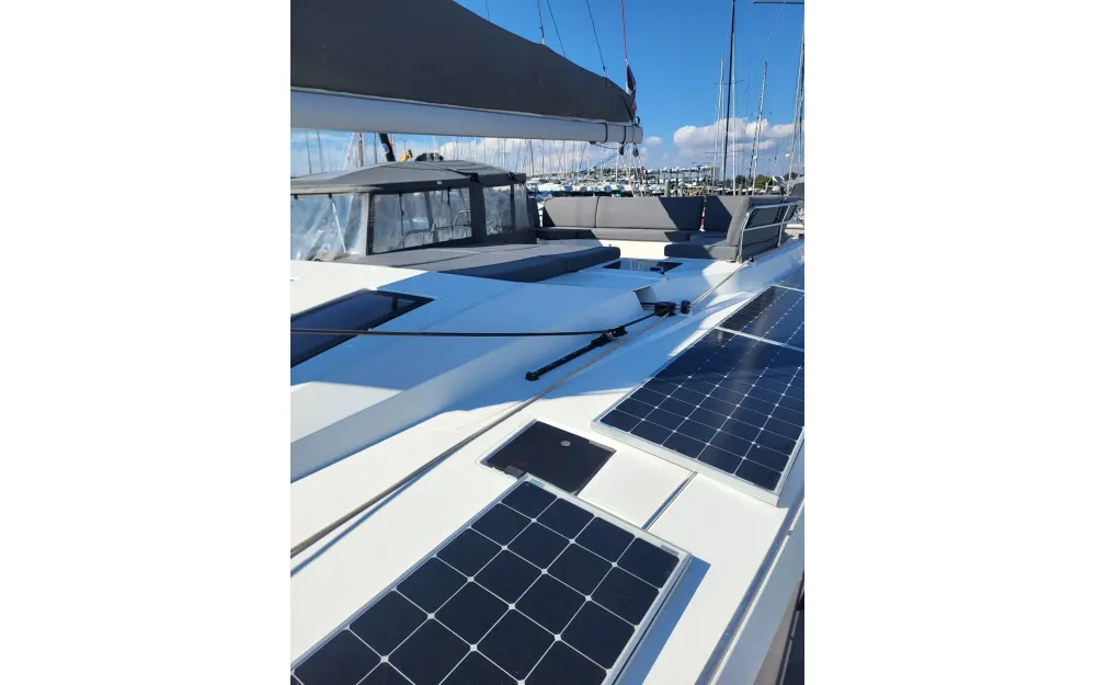 slider 22 Fountaine Pajot Elba 45