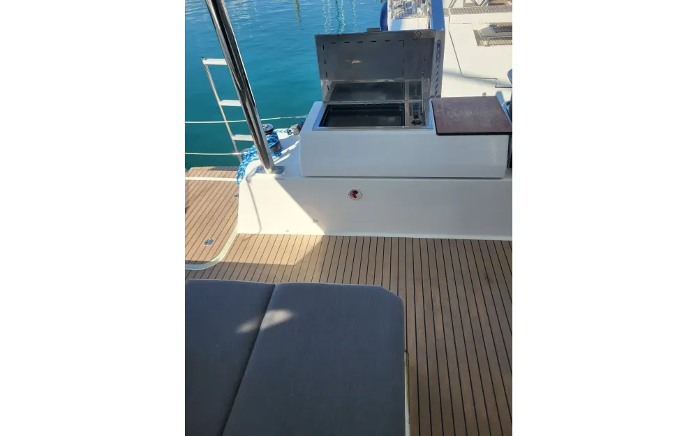 slider 41 Fountaine Pajot Elba 45