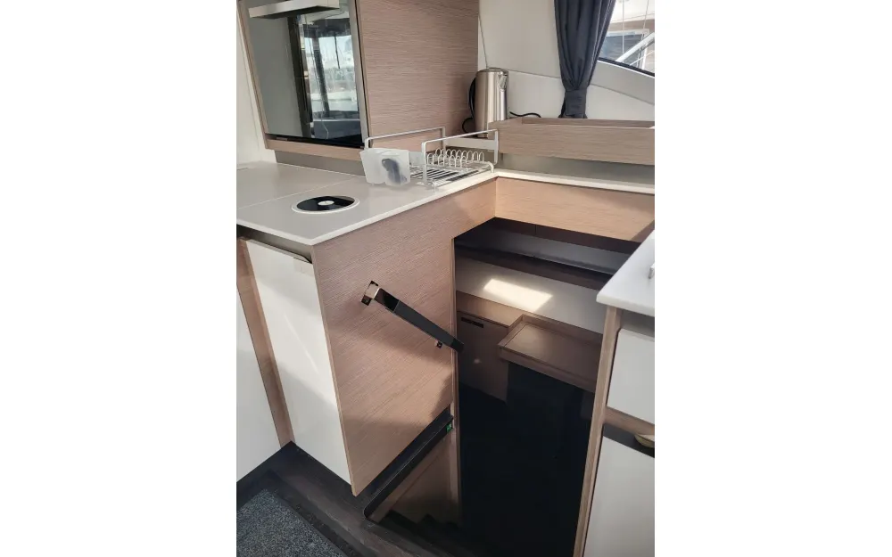 slider 4 Fountaine Pajot Elba 45