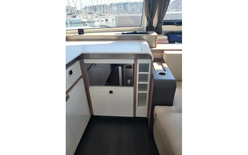 slider 6 Fountaine Pajot Elba 45