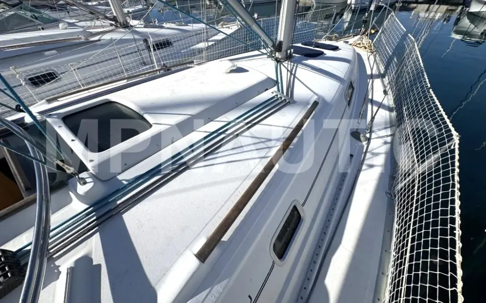 slider 4 Beneteau Oceanis 331 Clipper