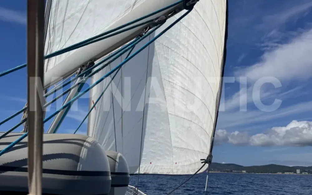 slider 6 Beneteau Oceanis 331 Clipper