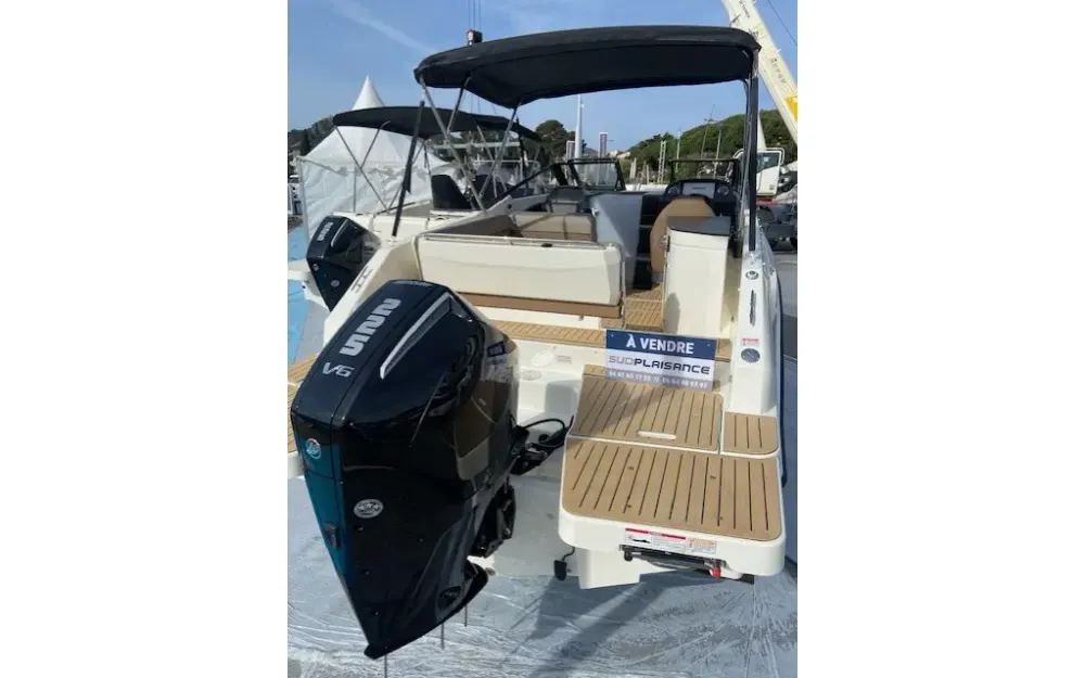 slider 2 Quicksilver Activ 755 Cruiser