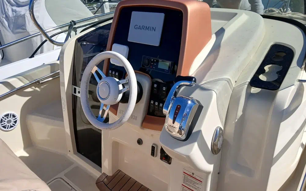 slider 3 Invictus 240