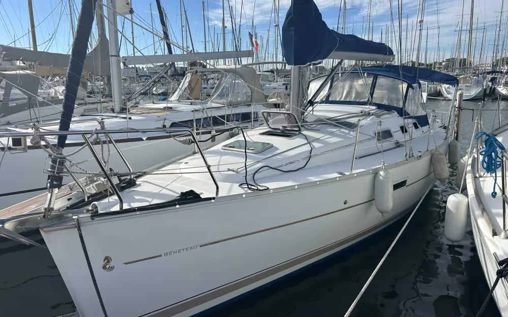 slider 0 Beneteau Oceanis 323 Clipper