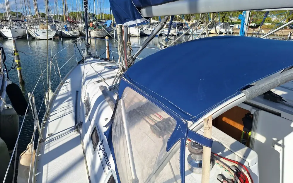 slider 13 Beneteau Oceanis 323 Clipper