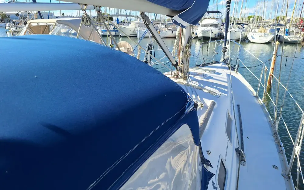 slider 16 Beneteau Oceanis 323 Clipper