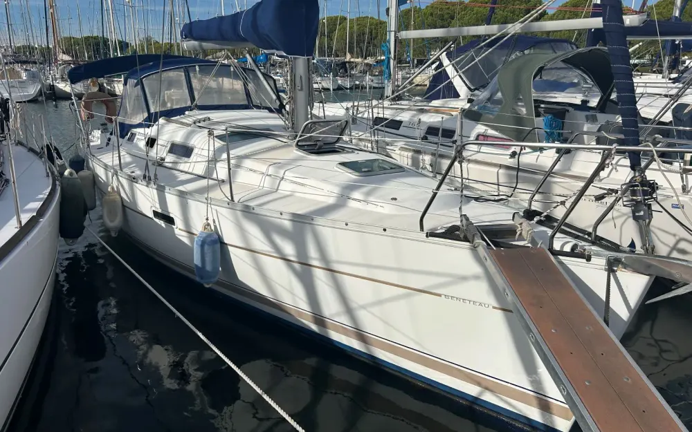 slider 17 Beneteau Oceanis 323 Clipper