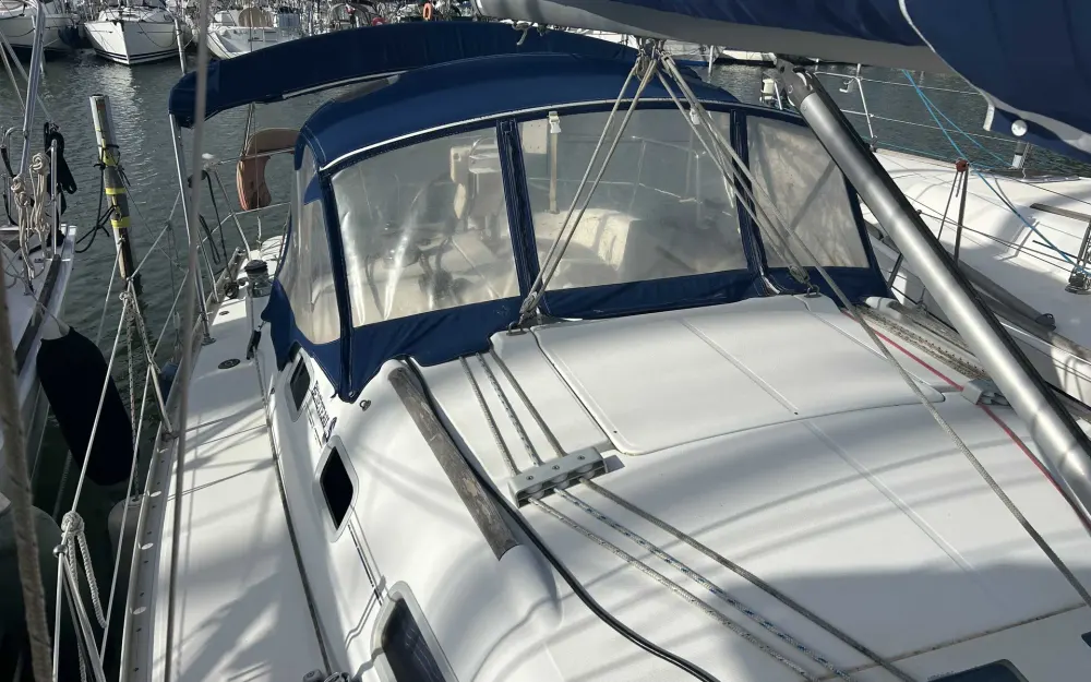 slider 5 Beneteau Oceanis 323 Clipper