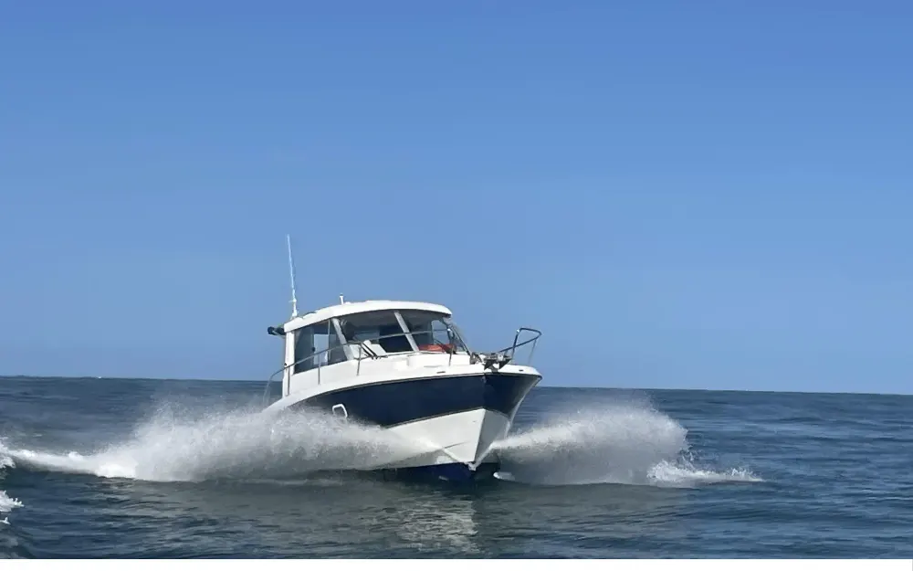 slider 0 Beneteau Antares 7