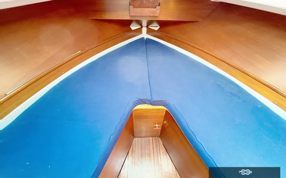 slider 15 Beneteau Antares 760