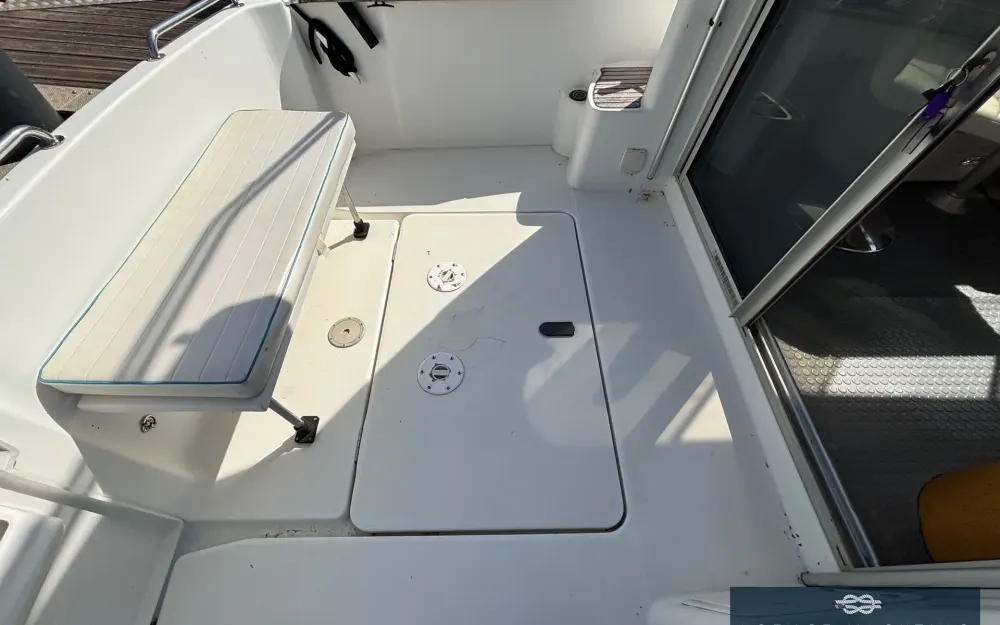 slider 21 Beneteau Antares 760