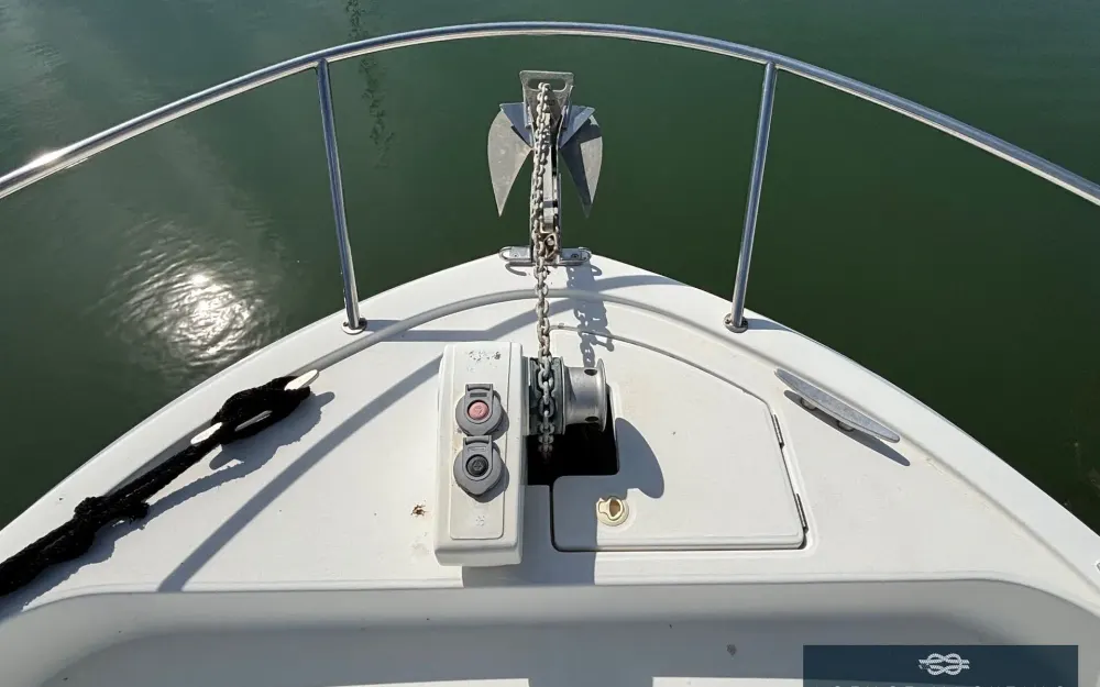 slider 27 Beneteau Antares 760