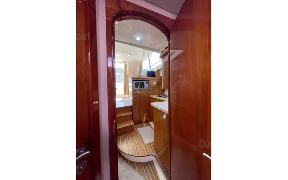 slider 8 ACM Excellence 38