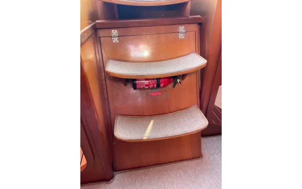 slider 10 Dufour 325