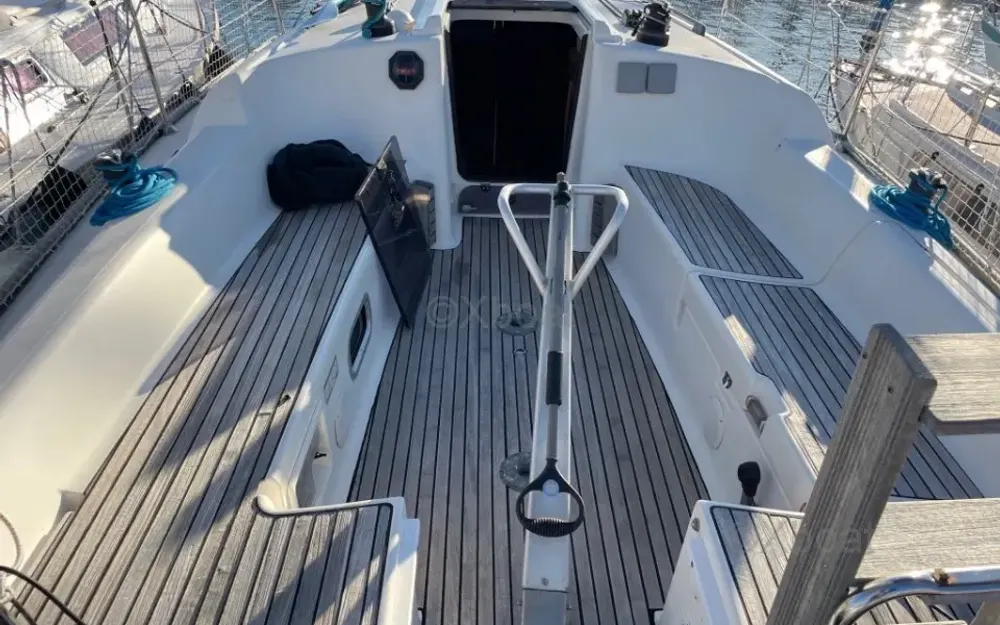 slider 1 Dufour  325Grand Large