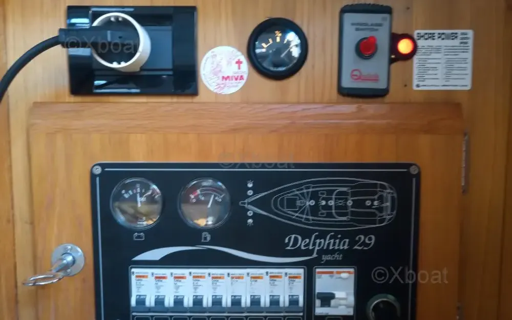 slider 3 Delphia  29