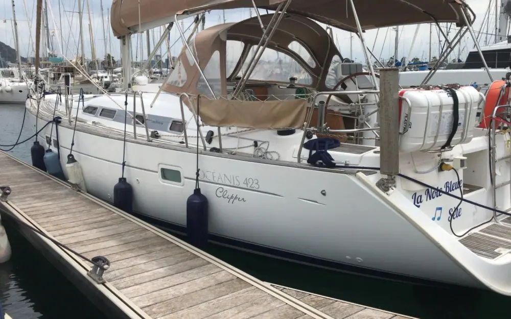 slider 0 Beneteau Oceanis 423Clipper