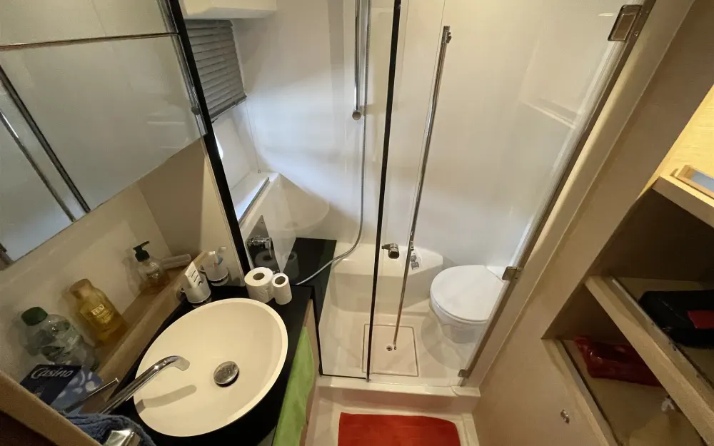 slider 18 Jeanneau Prestige 420 Fly