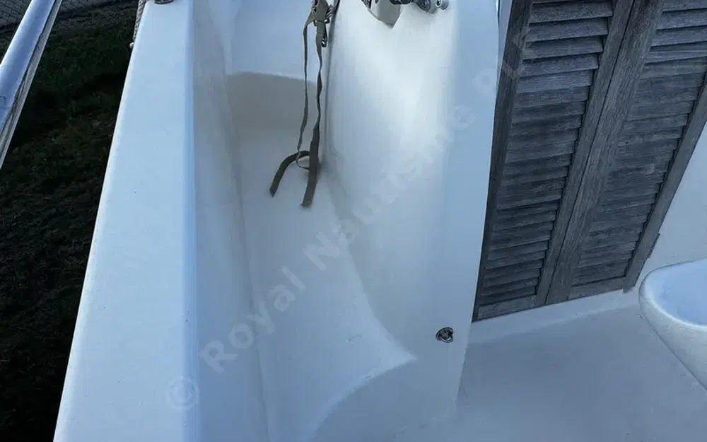 slider 9 Jeanneau Cap Camarat 625