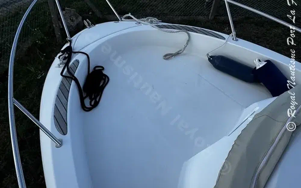 slider 10 Jeanneau Cap Camarat 625