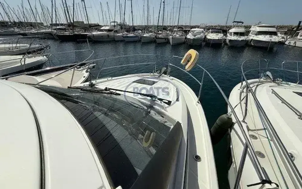 slider 8 Jeanneau Leader 33
