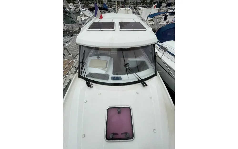 slider 9 Beneteau Antares 880