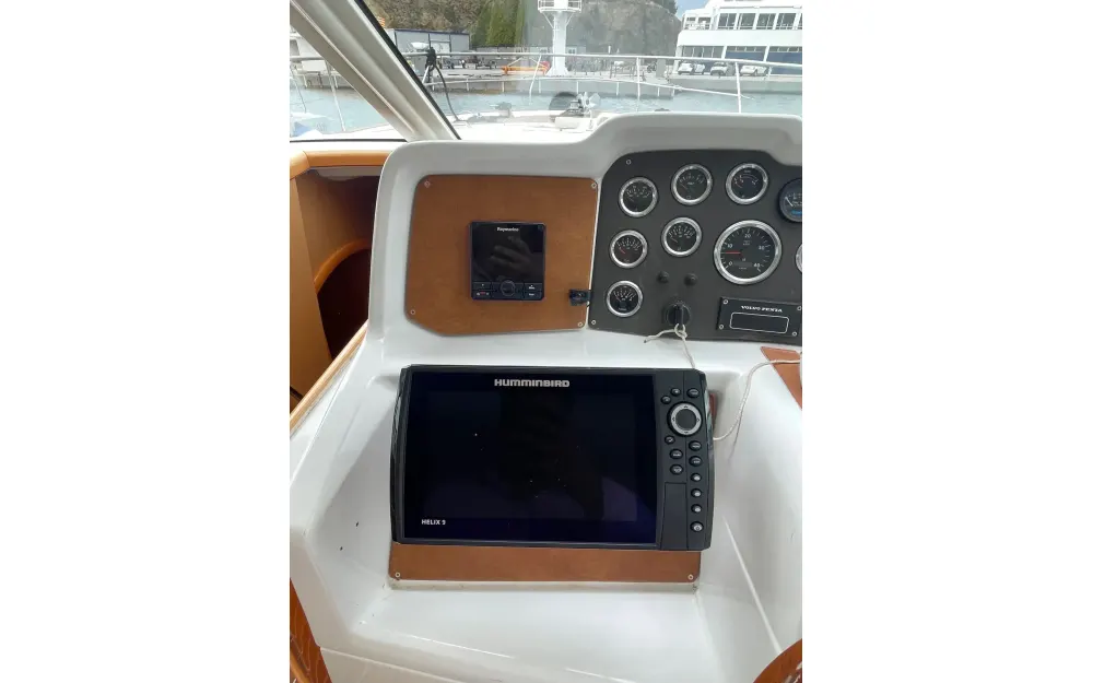 slider 6 Beneteau Antares 13.80