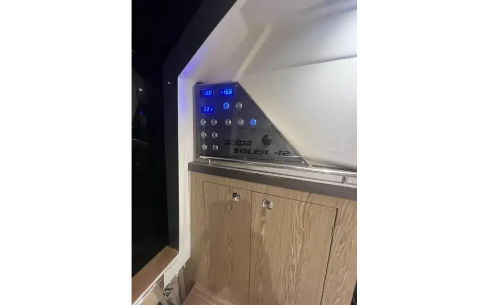 slider 17 Salpa Soleil 42