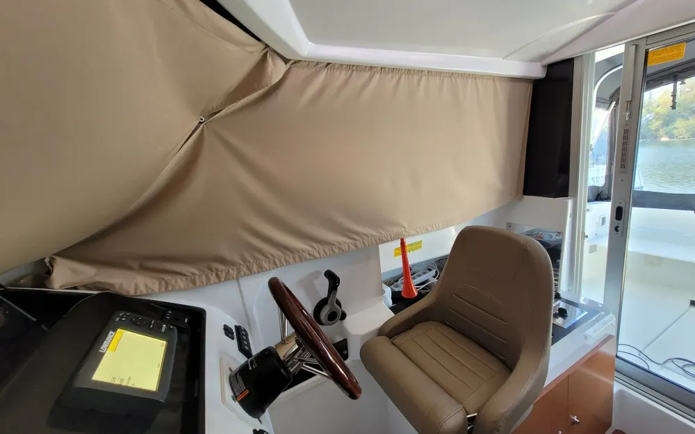 slider 28 Jeanneau Merry Fisher 755