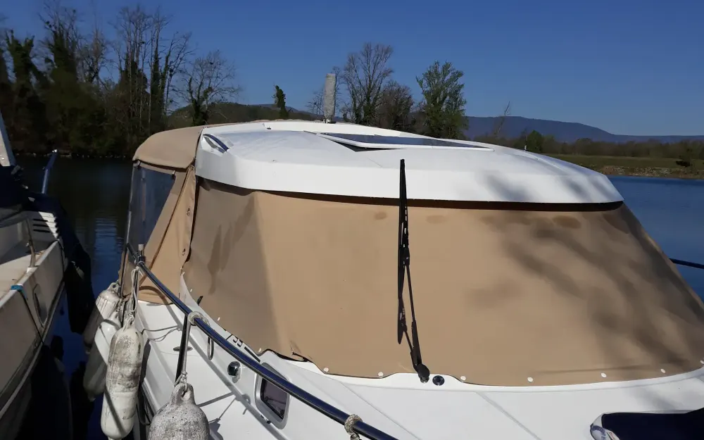 slider 6 Jeanneau Merry Fisher 755