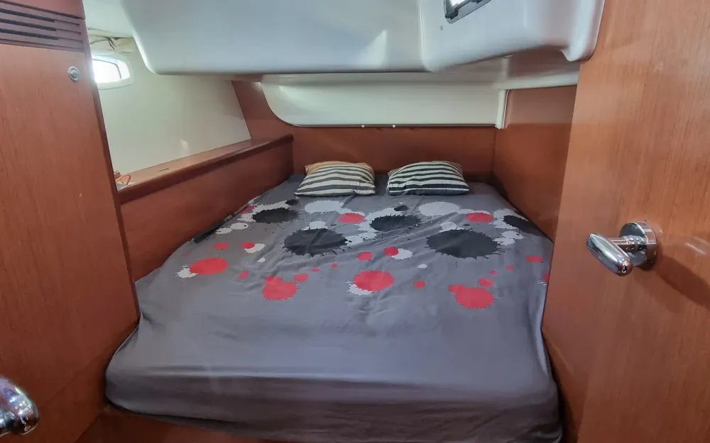 slider 14 Beneteau Oceanis 43
