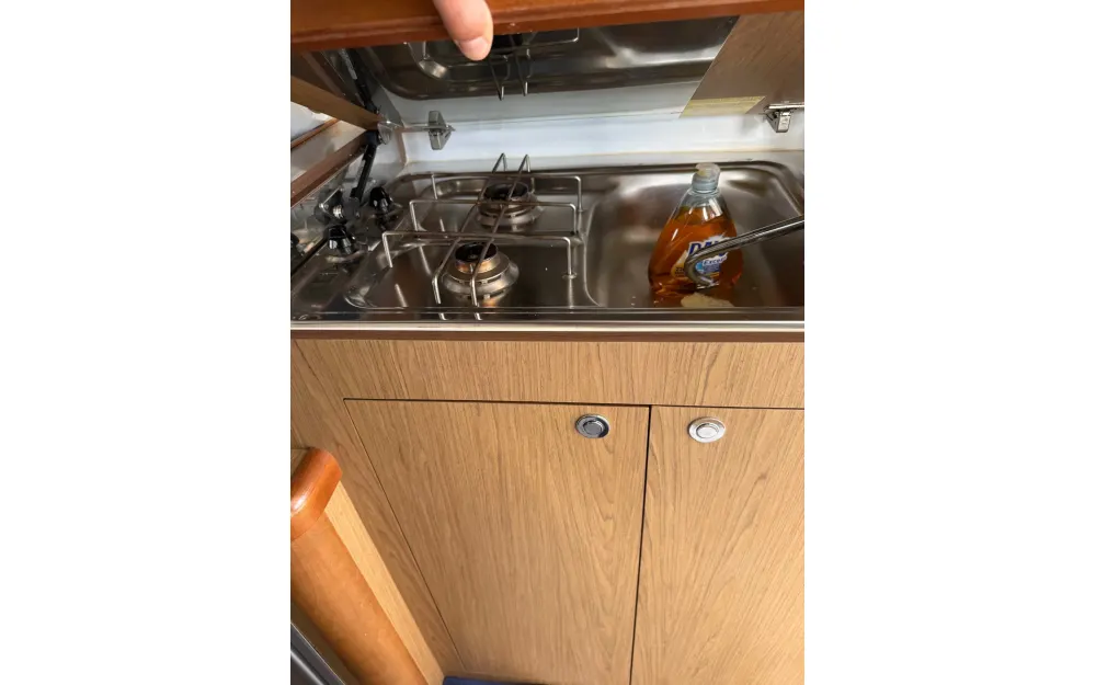 slider 5 Beneteau Antares 880 HB