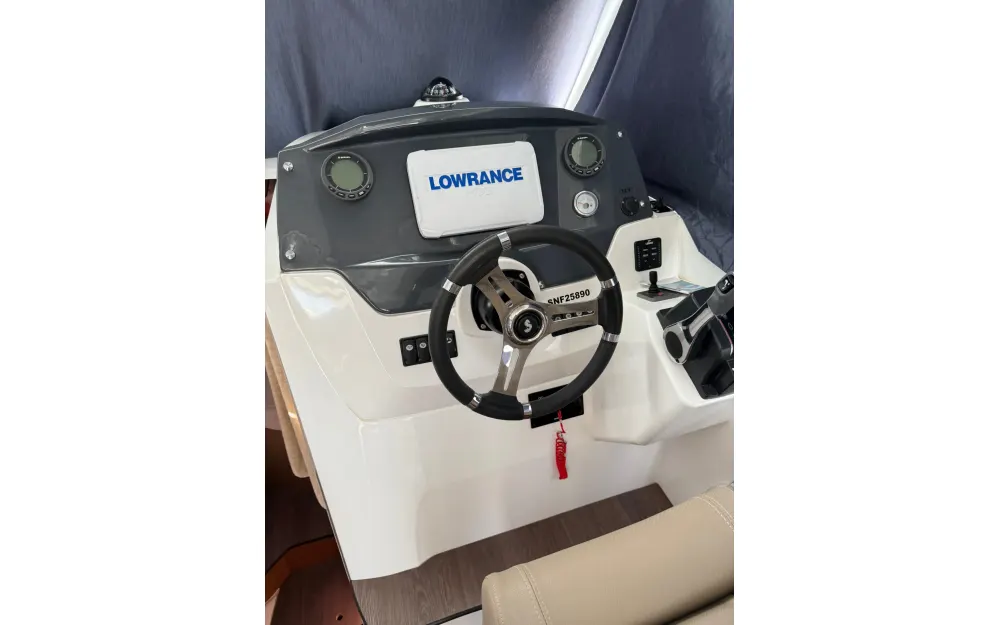 slider 8 Beneteau Antares 880 HB