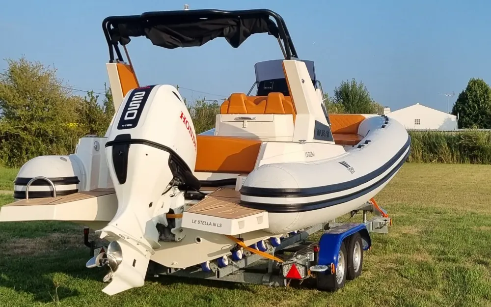slider 1 Tiger Marine 750 TOP LINE