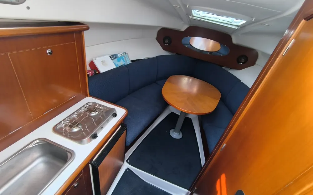 slider 10 Beneteau Flyer 701